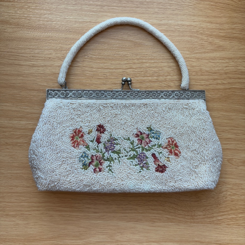 Vintage beaded floral tapestry purse